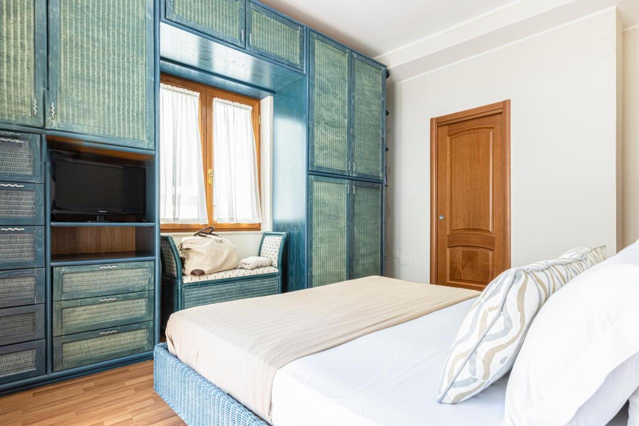 Sorrentovibes - Spacious 3 Bedrooms Apartment In Sorrento Oldtown 外观 照片