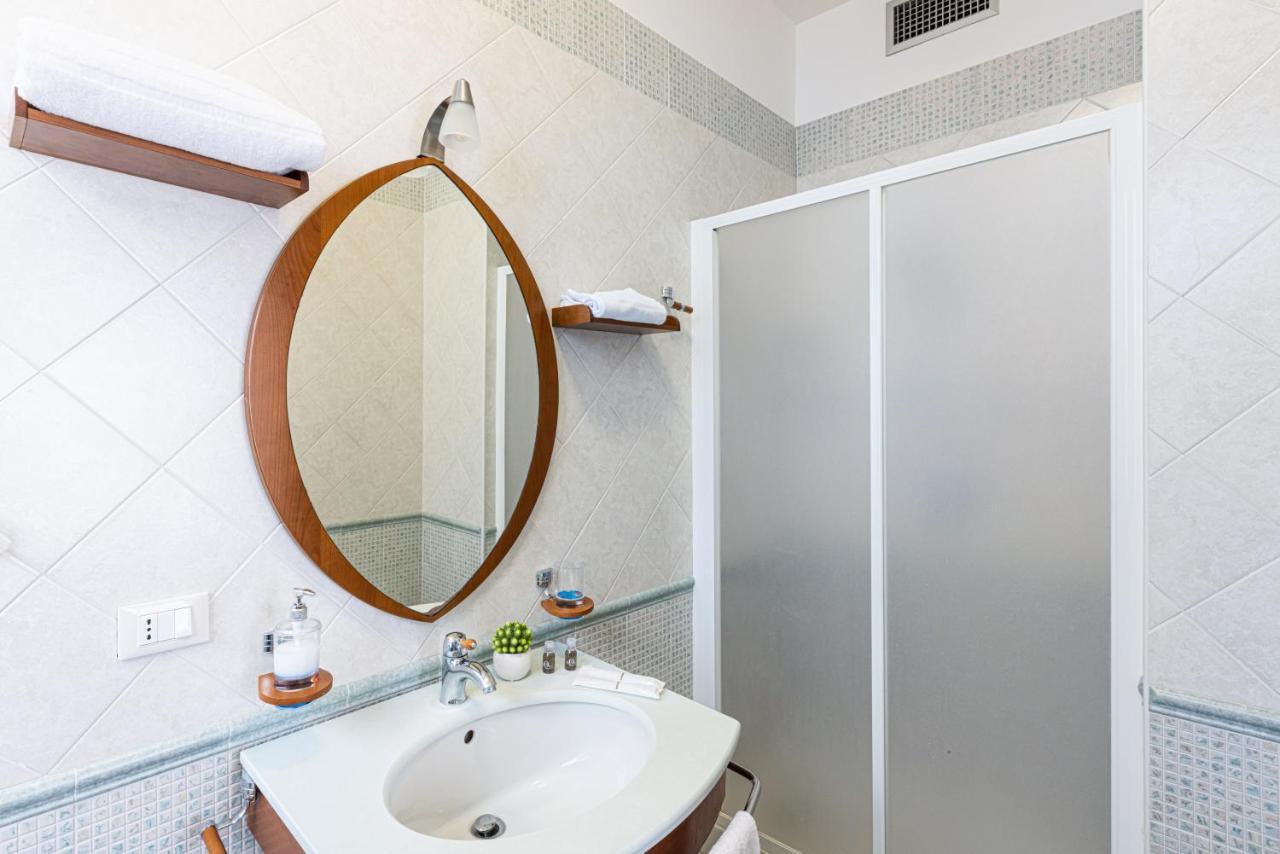 Sorrentovibes - Spacious 3 Bedrooms Apartment In Sorrento Oldtown 外观 照片